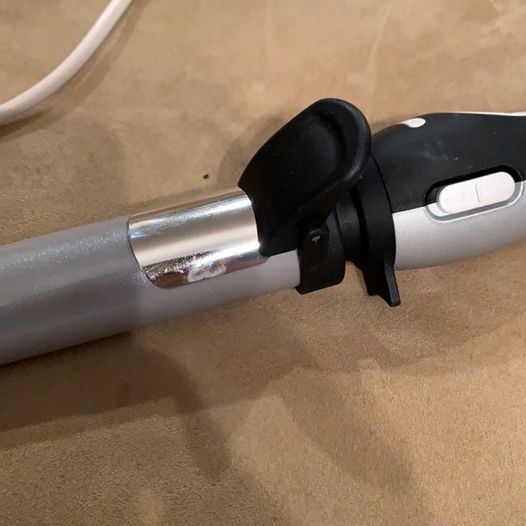 Beachwavee S1.25 curling iron/wand - Picture 3 of 6